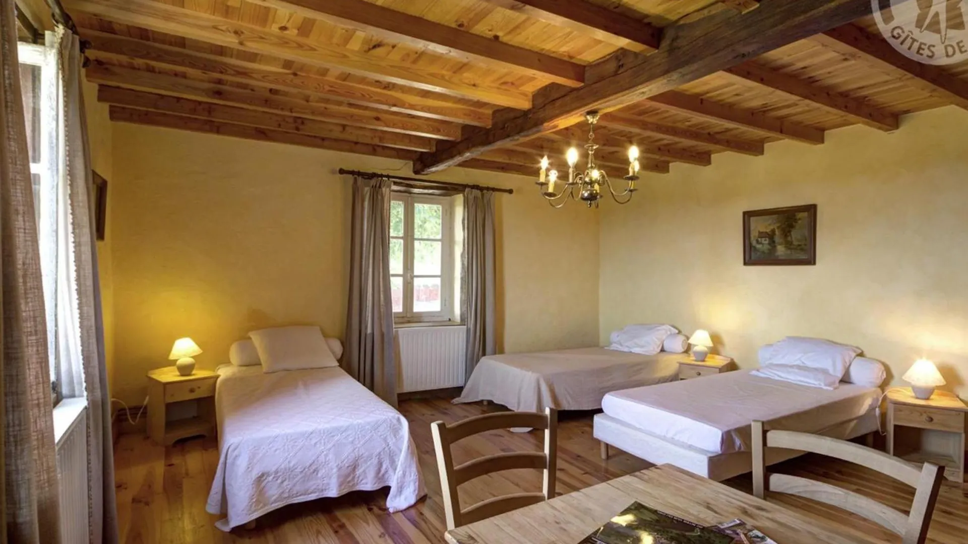 Gite Spacieux Avec Cheminee, Jardin, Equipements Bebe Et Animaux Acceptes, Proche Nature Et Randonnee. - Fr-1-496-128 Saint-Martin-la-Sauvete 0*,
